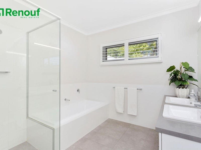 63 Hawkstone Street, Cottesloe