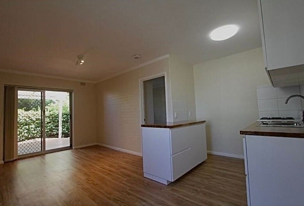 2/11-19 Stirling Road, Claremont