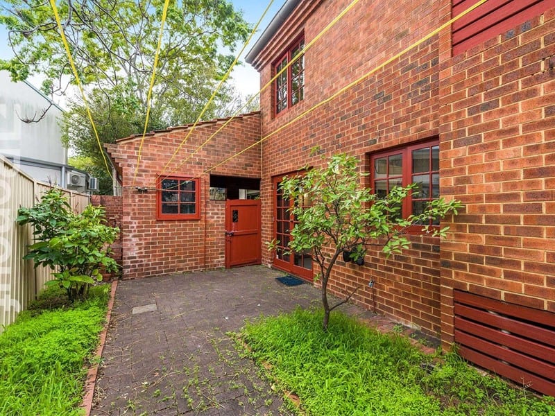 4/7 The Avenue, Crawley