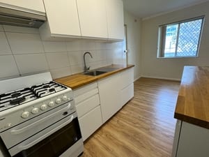 2/11-19 Stirling Road, Claremont