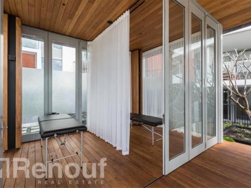 34/2 Milyarm Rise, Swanbourne