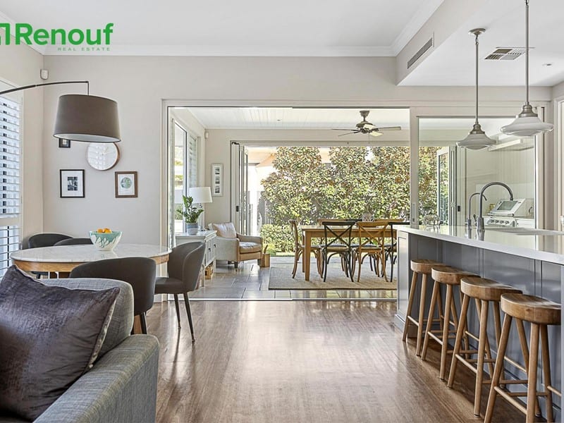 20 Swansea, Swanbourne