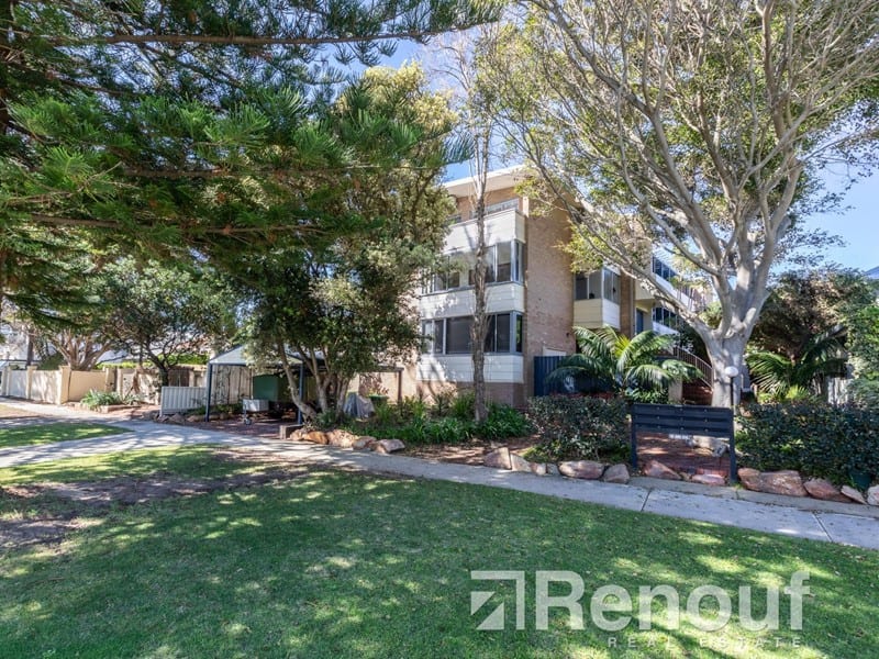 11/156 Broome Street, Cottesloe