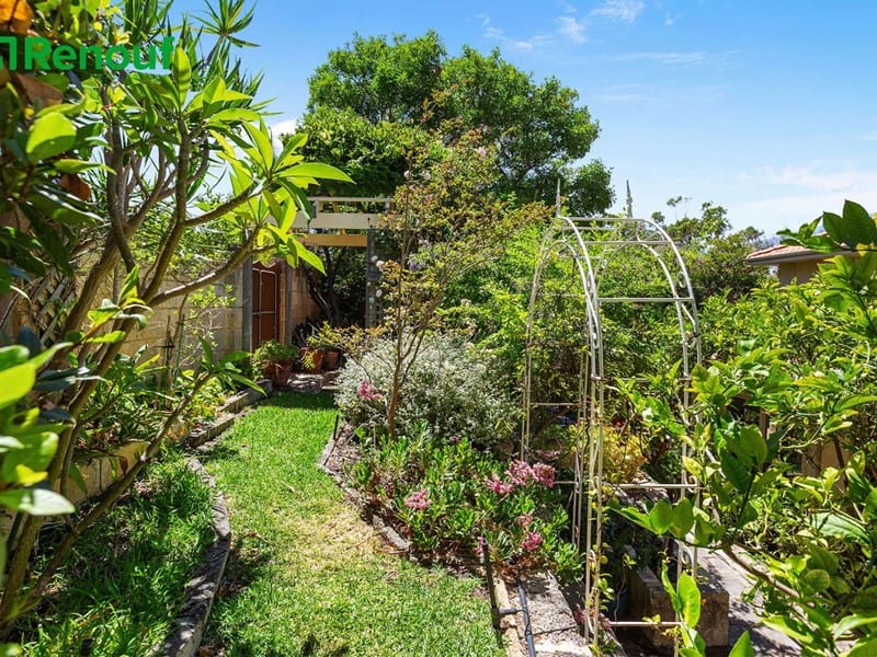 13c Cornwall Street, Swanbourne