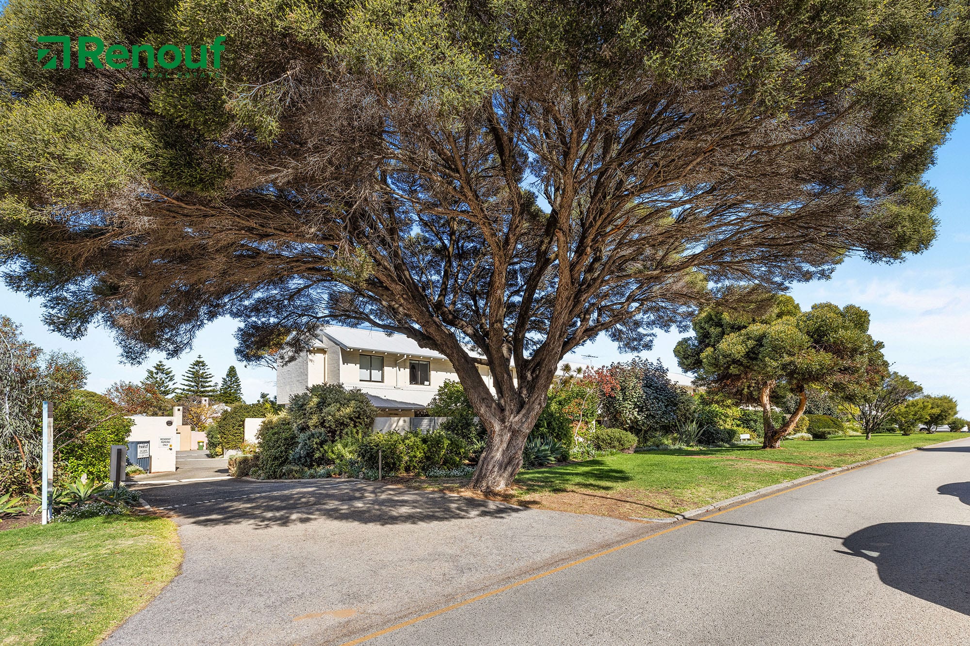 18/11-17 Princes Street, Cottesloe
