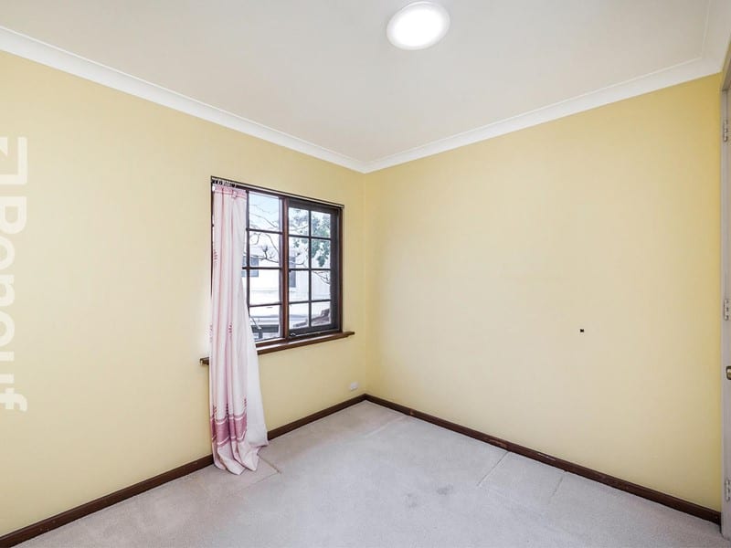 4/7 The Avenue, Crawley
