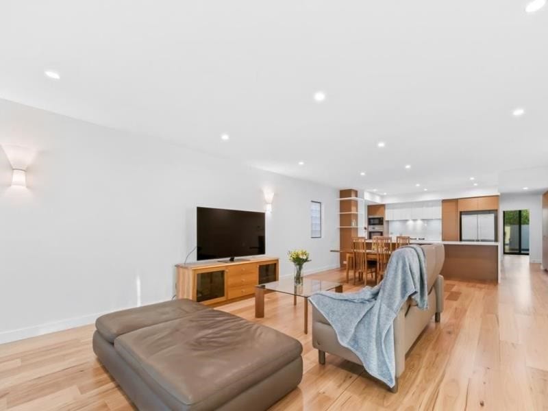 10/90 Terrace Road, East Perth