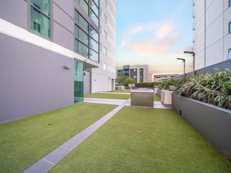 10/90 Terrace Road, East Perth
