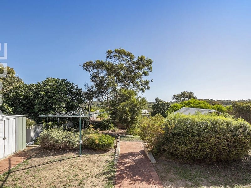 24 Walebing Way, Guilderton