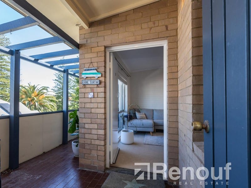 11/156 Broome Street, Cottesloe