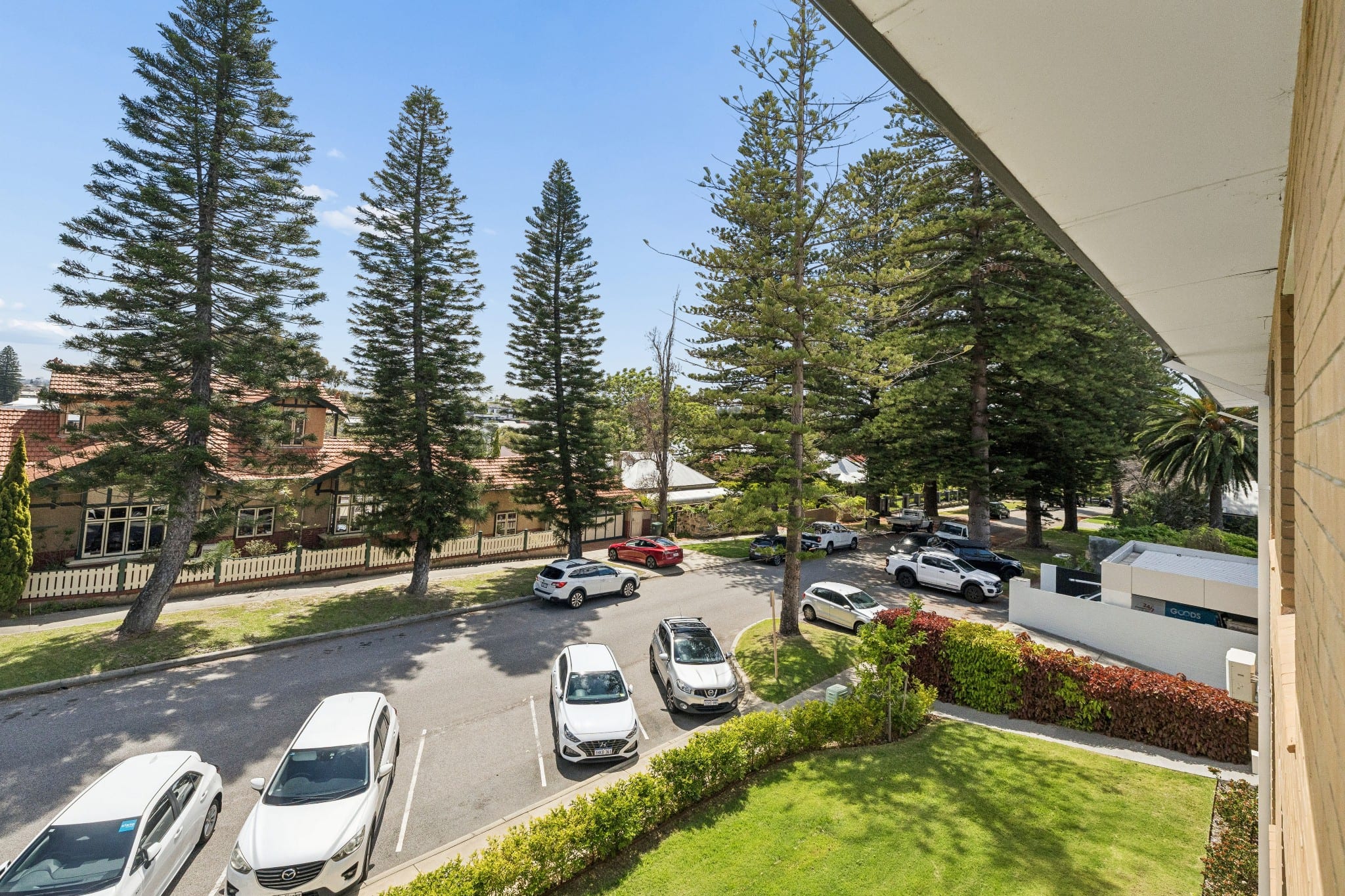 17/108 Broome Street, Cottesloe