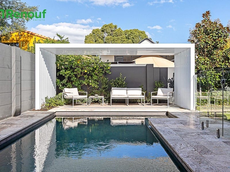 20 Swansea, Swanbourne