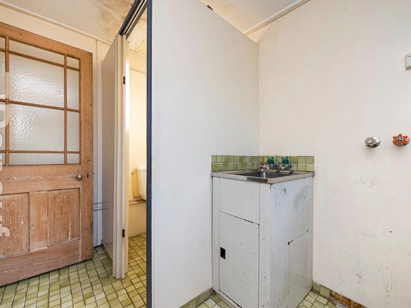 1 Lapsley Road, Claremont