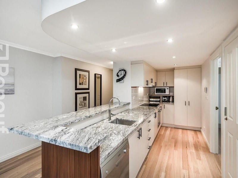 23/134 Mounts Bay Road, Perth