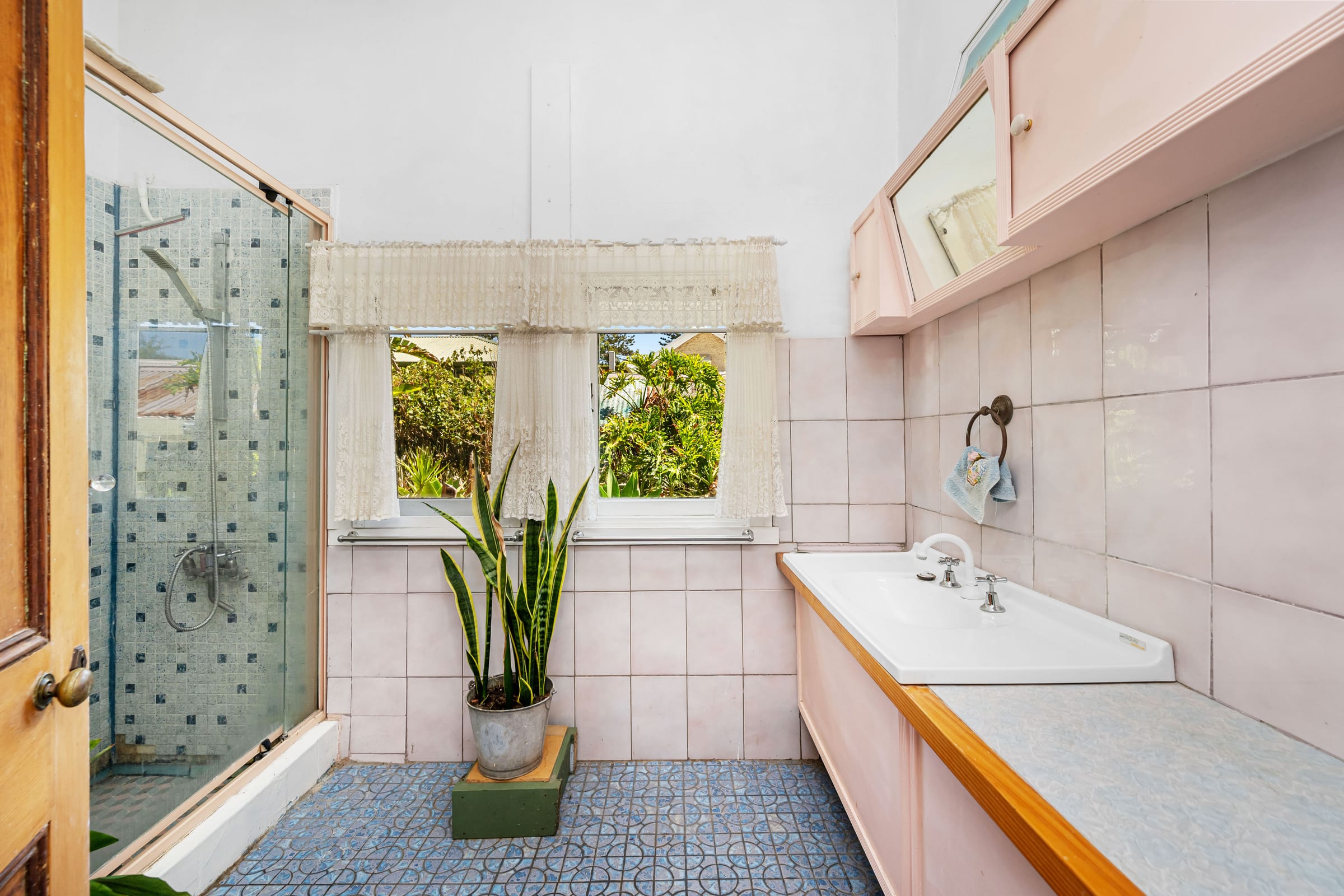 52 Wood Street, Swanbourne
