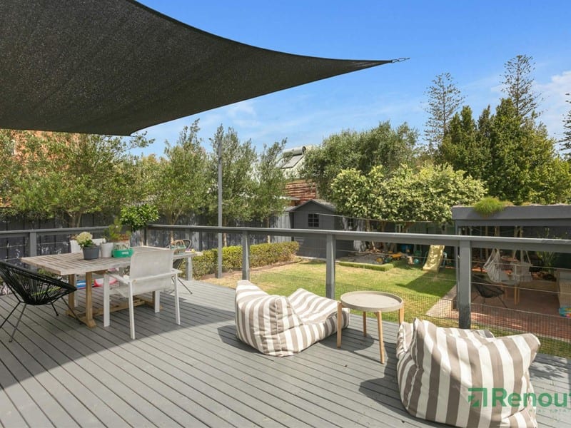 6 Deakin Street, Swanbourne