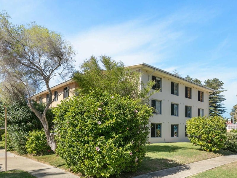 17/108 Broome Street, Cottesloe