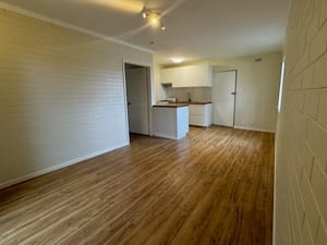 2/11-19 Stirling Road, Claremont