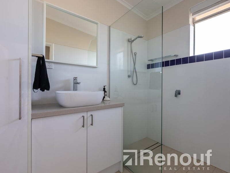 11/156 Broome Street, Cottesloe