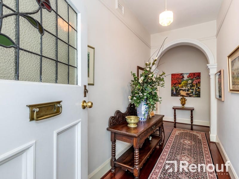 10 Wood Street, Swanbourne