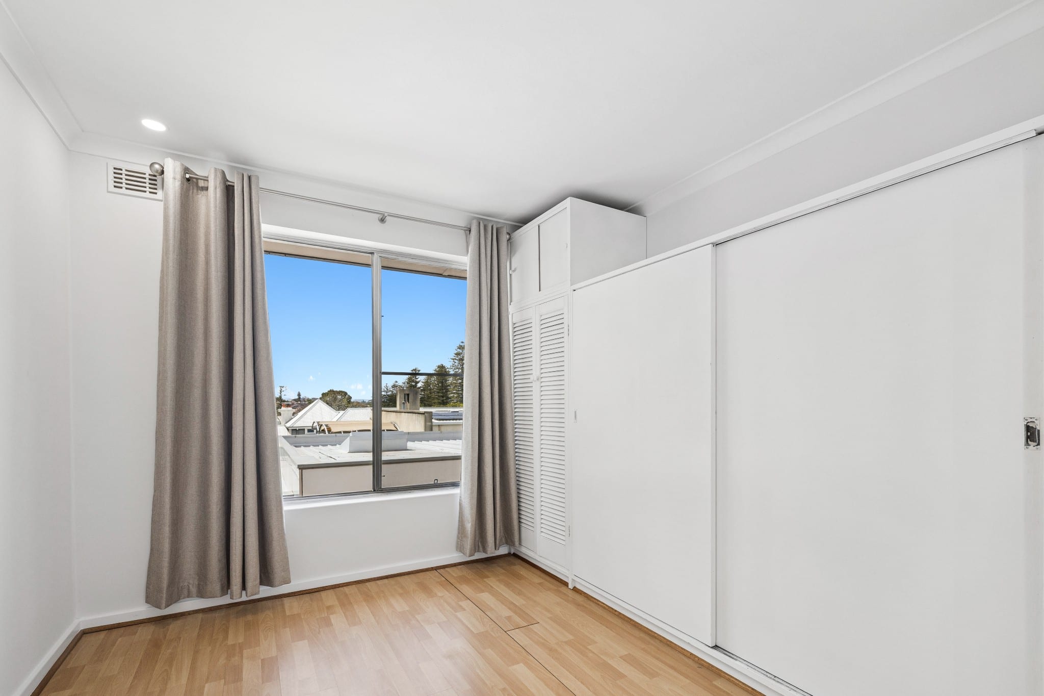 17/108 Broome Street, Cottesloe