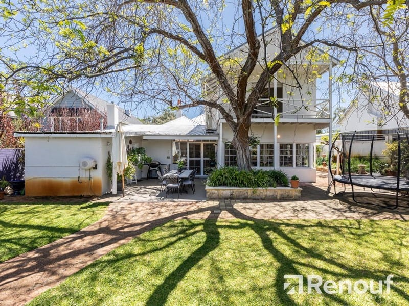 10 Wood Street, Swanbourne