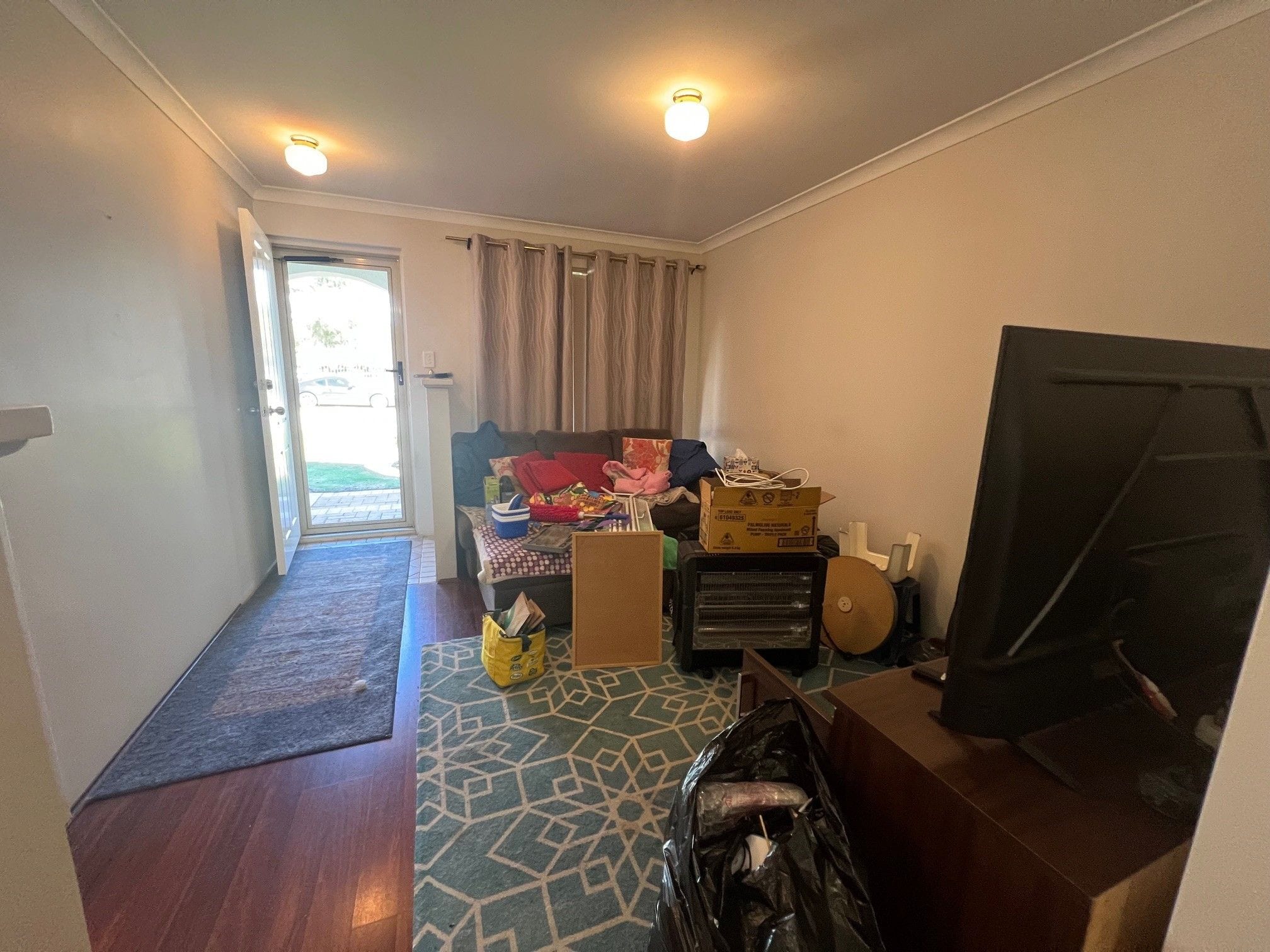 Lounge, before