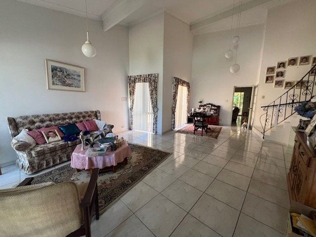 Lounge, before