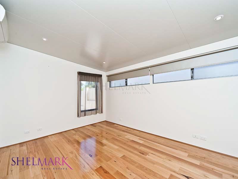 Master bedroom, before